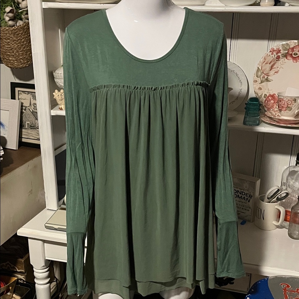 Matilda Jane Sage Green Tunic Top-Like New!